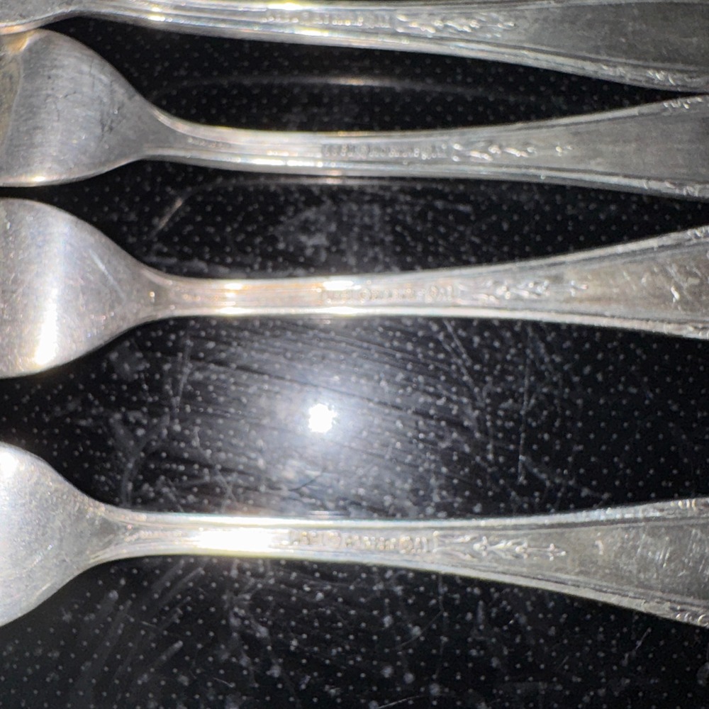 1881 Rogers silver plate forks - Picture 5 of 6